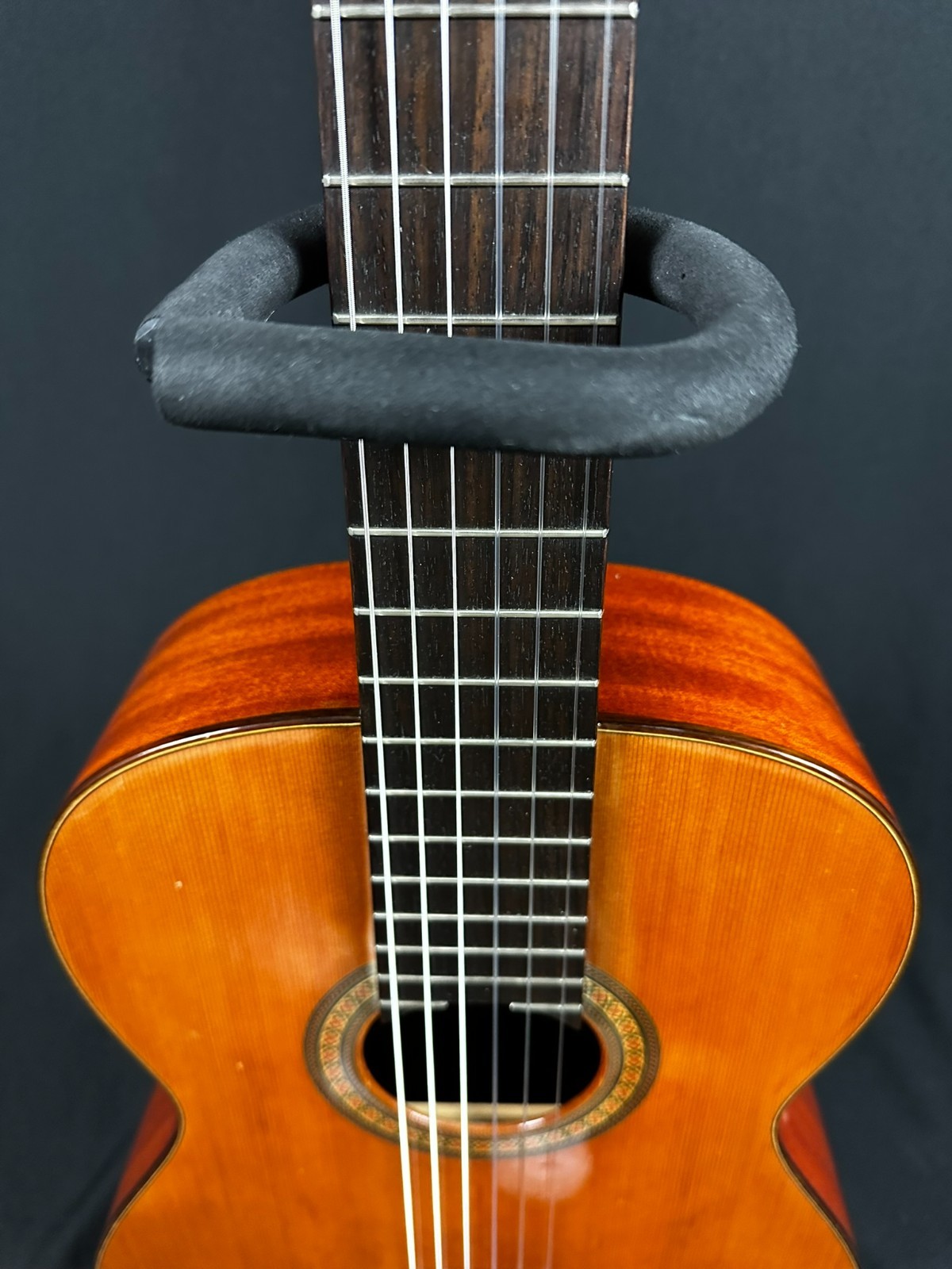 Aria AC25 Concert Classical Guitar - Image 4