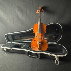 Vincent Page 1/2 Violin Outfit  w/ Case & Bow (1996)