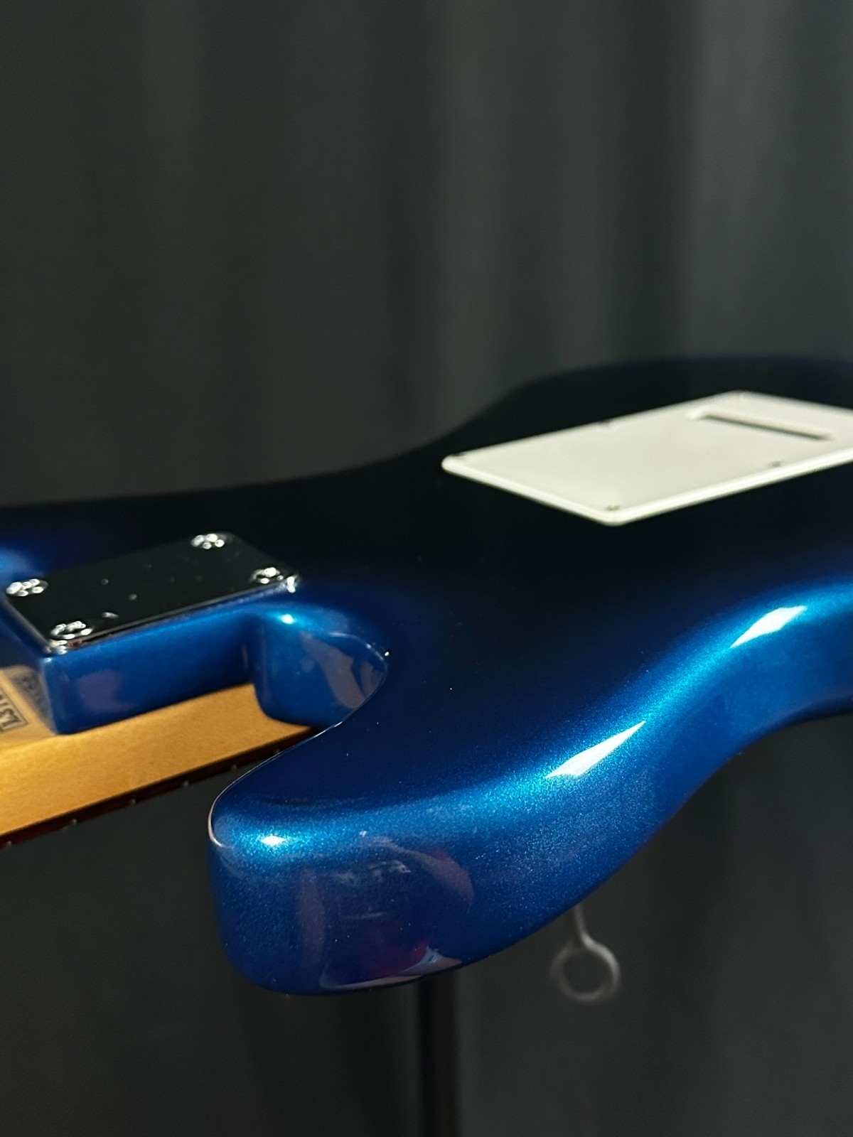 Lotus Made in India L3764 Electric Guitar w/ Pearloid Pickguard, Electric Blue - Image 15