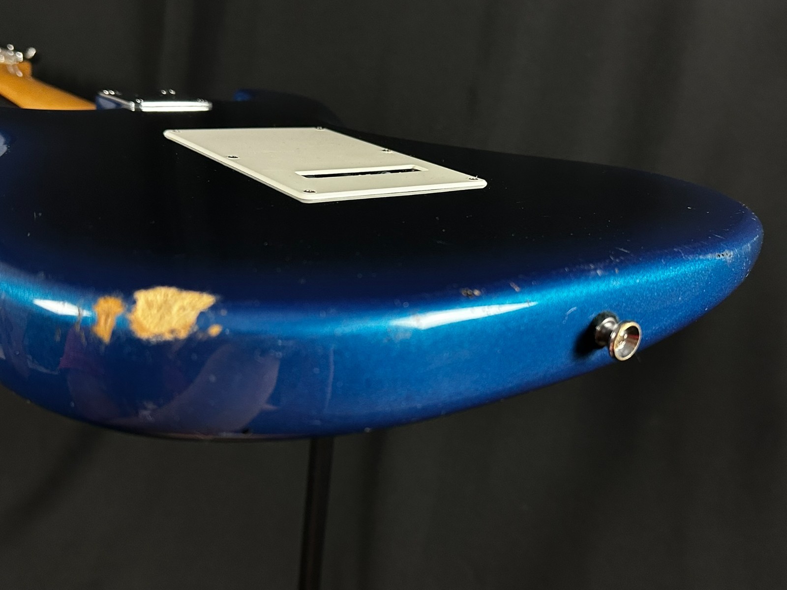 Lotus Made in India L3764 Electric Guitar w/ Pearloid Pickguard, Electric Blue - Image 16