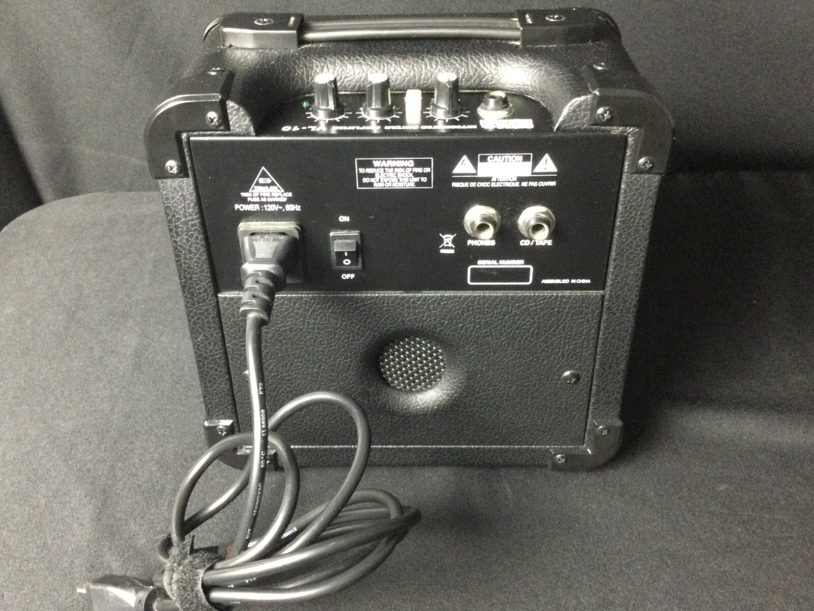 Guitar Research VL-10 10W Integrated Guitar Combo Amp - Black - Image 4