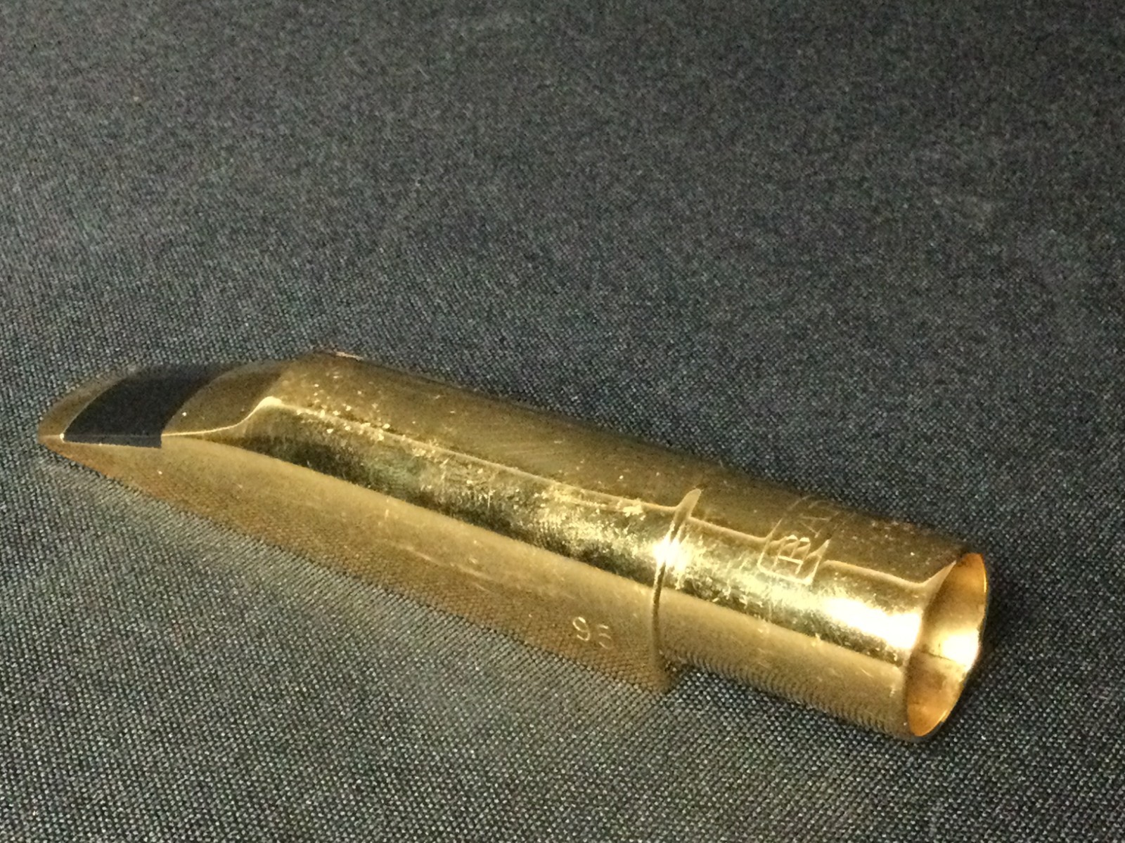 BARI Gold 95 Tenor Sax Gold Plated Brass Mouthpiece w/ Ligature & Cap - Image 2