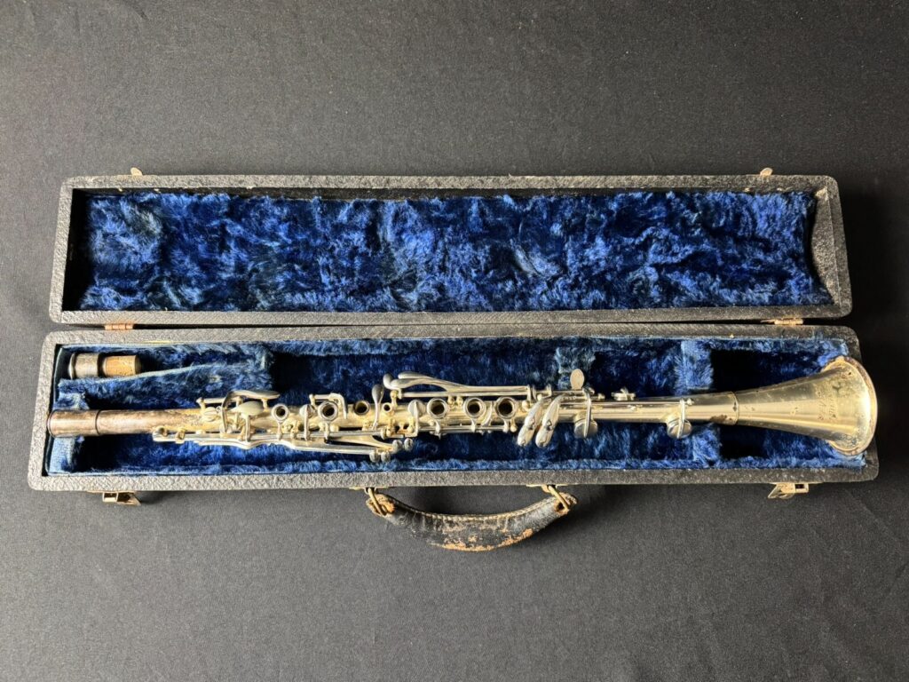 Revere Metal Clarinet w/ Case (Vintage)
