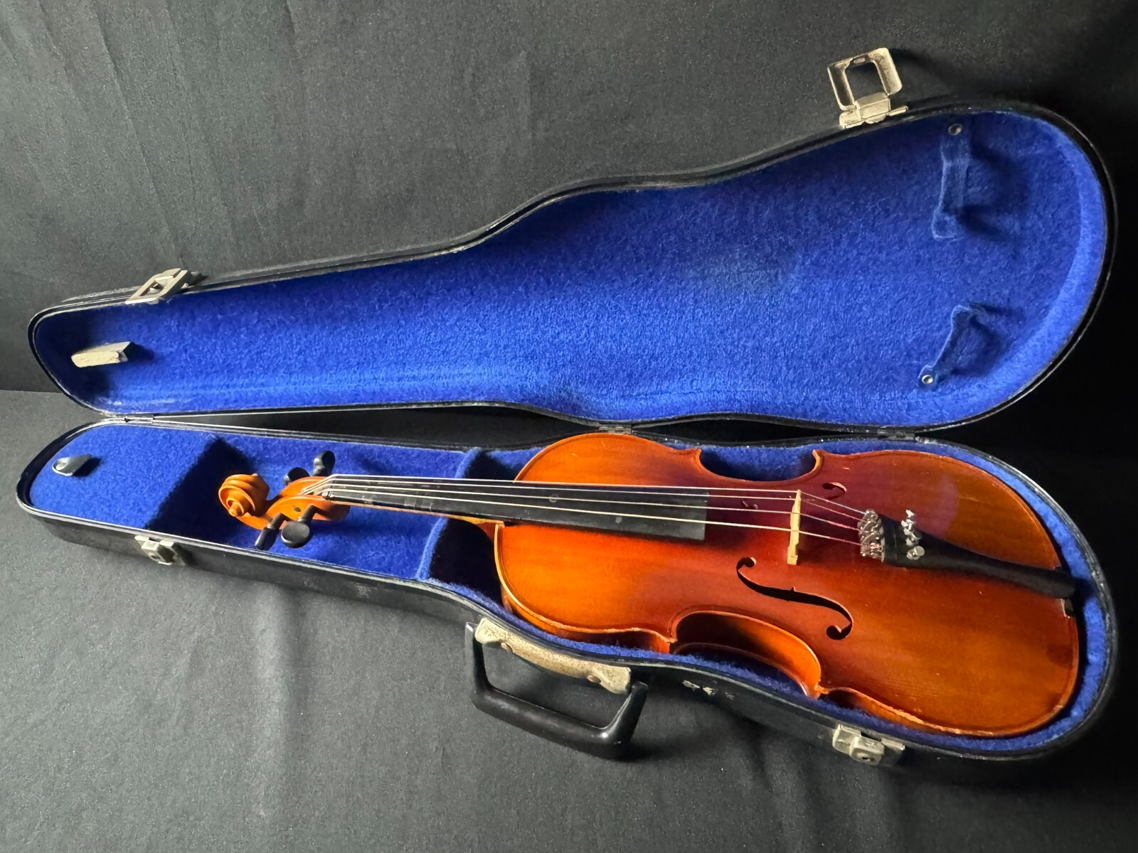 W. Lewis & Son Ton-Klar "The Dancla" 2523 14" Viola w/ Case - Image 11