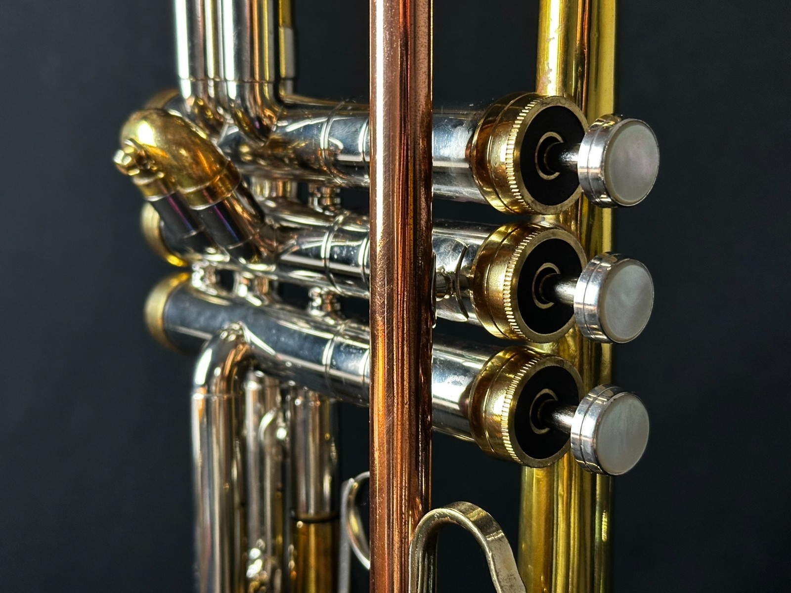 Conn Victor 6B Trumpet (Vintage, 1960-61) Original finish! - Image 7