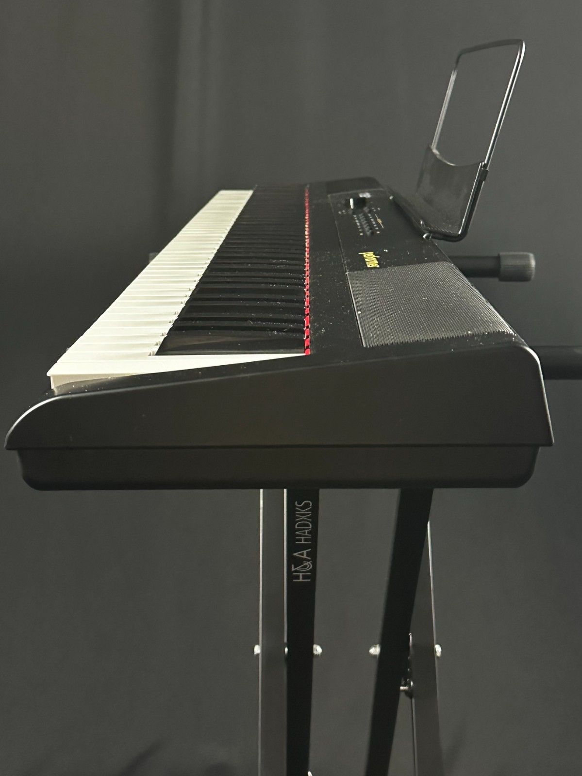 Artesia Performer 88-Key Digital Piano - Image 4