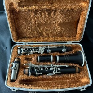 Artist 6 Wood Intermediate Clarinet (Czechoslovakian)