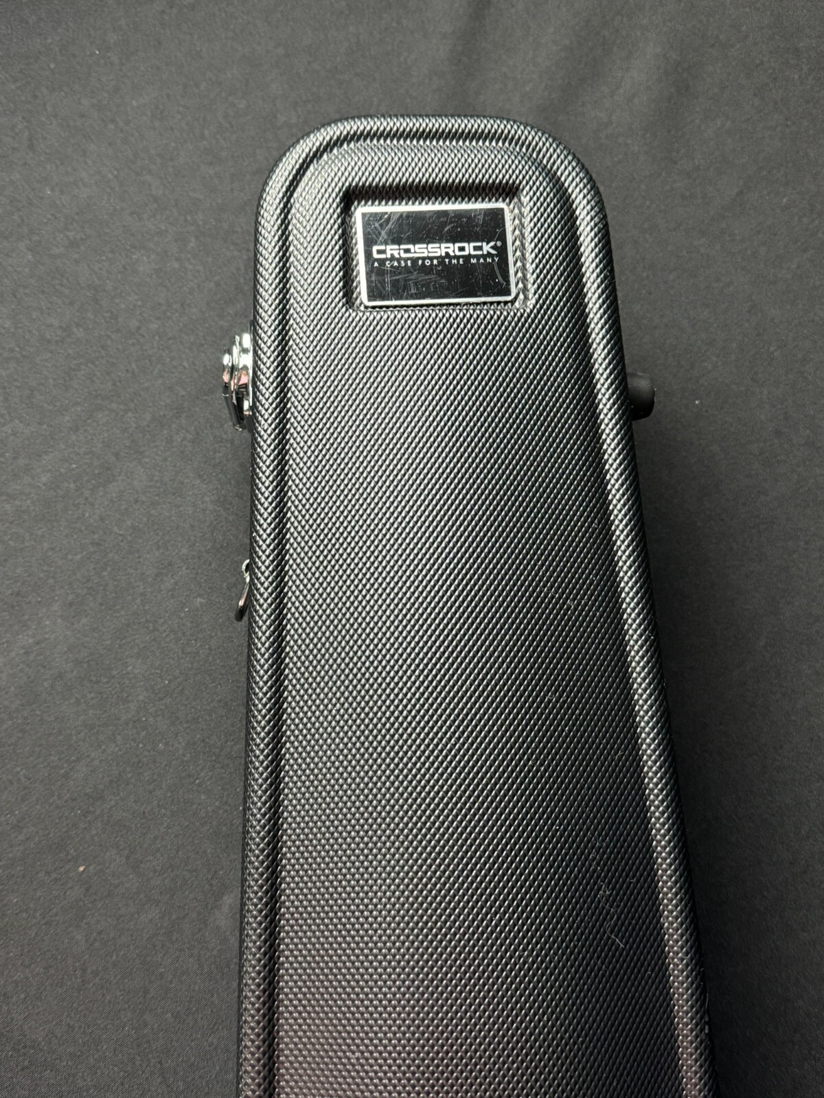 Crossrock Molded Shaped ABS 4/4 Violin Case - Black - Image 4