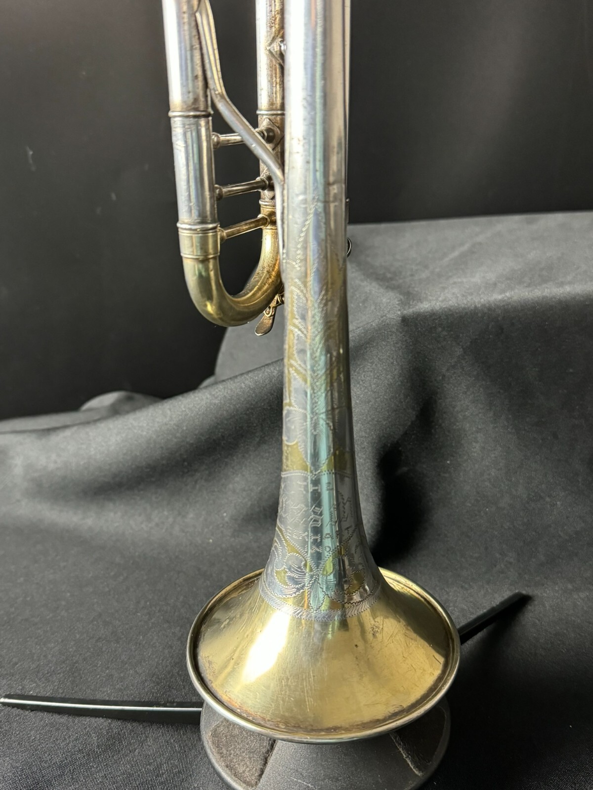 Buescher True Tone LP Silver Trumpet w/ Gold Inlay Bell (Vintage 1926) - Image 4