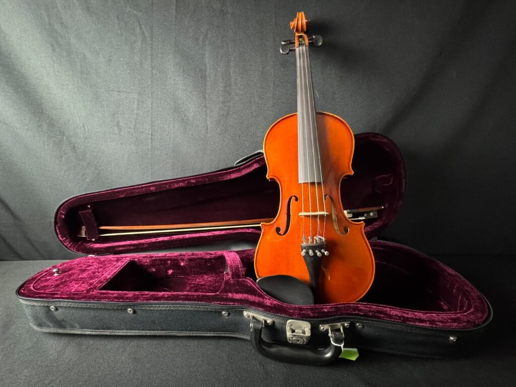 Amati A80 4/4 Violin Outfit w/ Case & Bow