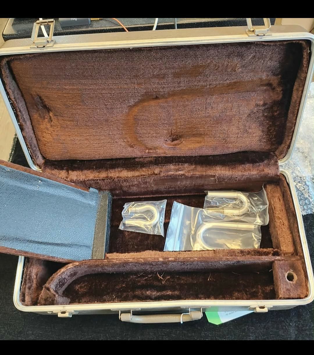 Used JW York & Sons Couturier Wizard Model Bb/A Cornet - Image 5