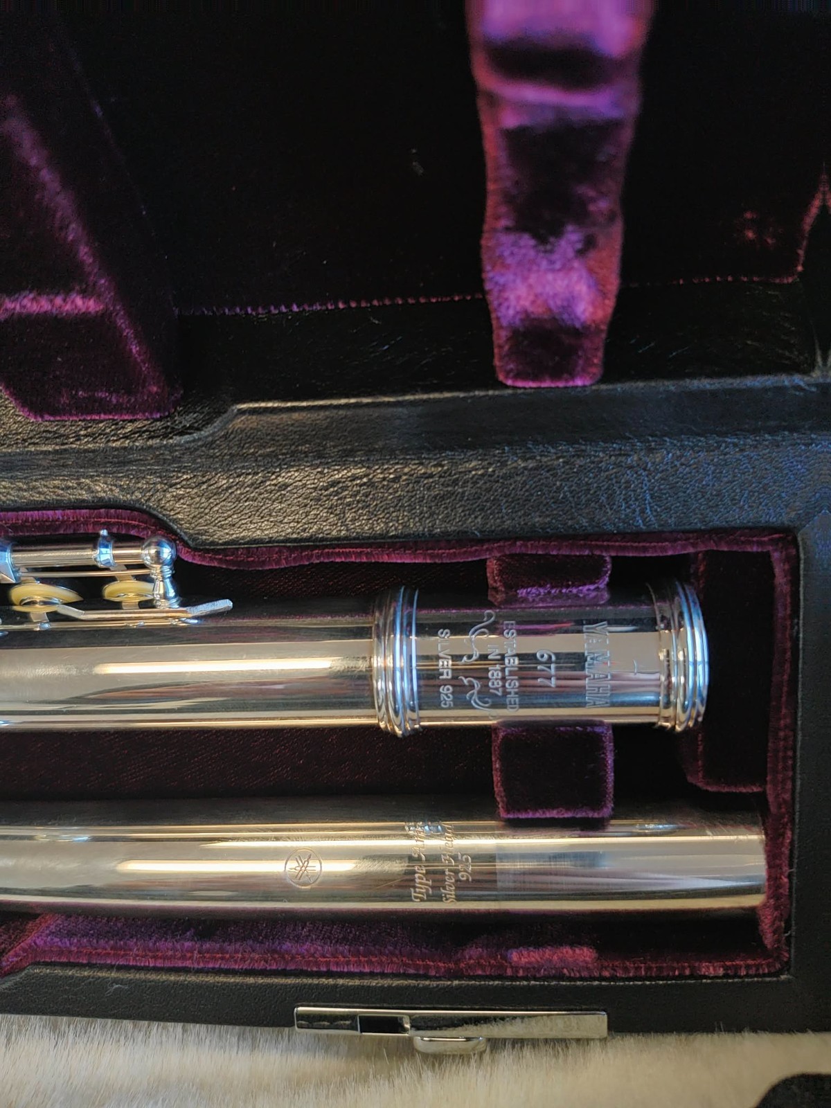 Yamaha YFL-677HCT Professional Flute - Image 3