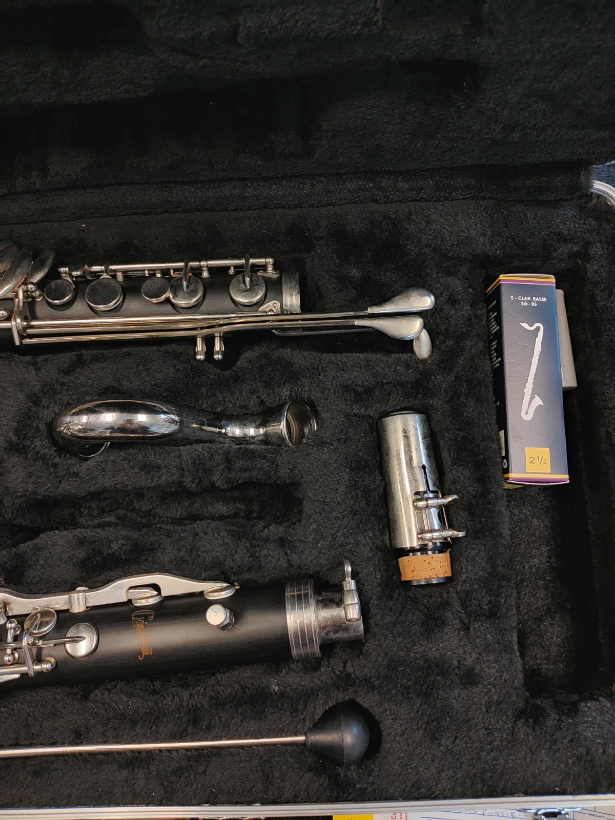 Giardinelli Model GBC-300 Bass Clarinet - Image 2