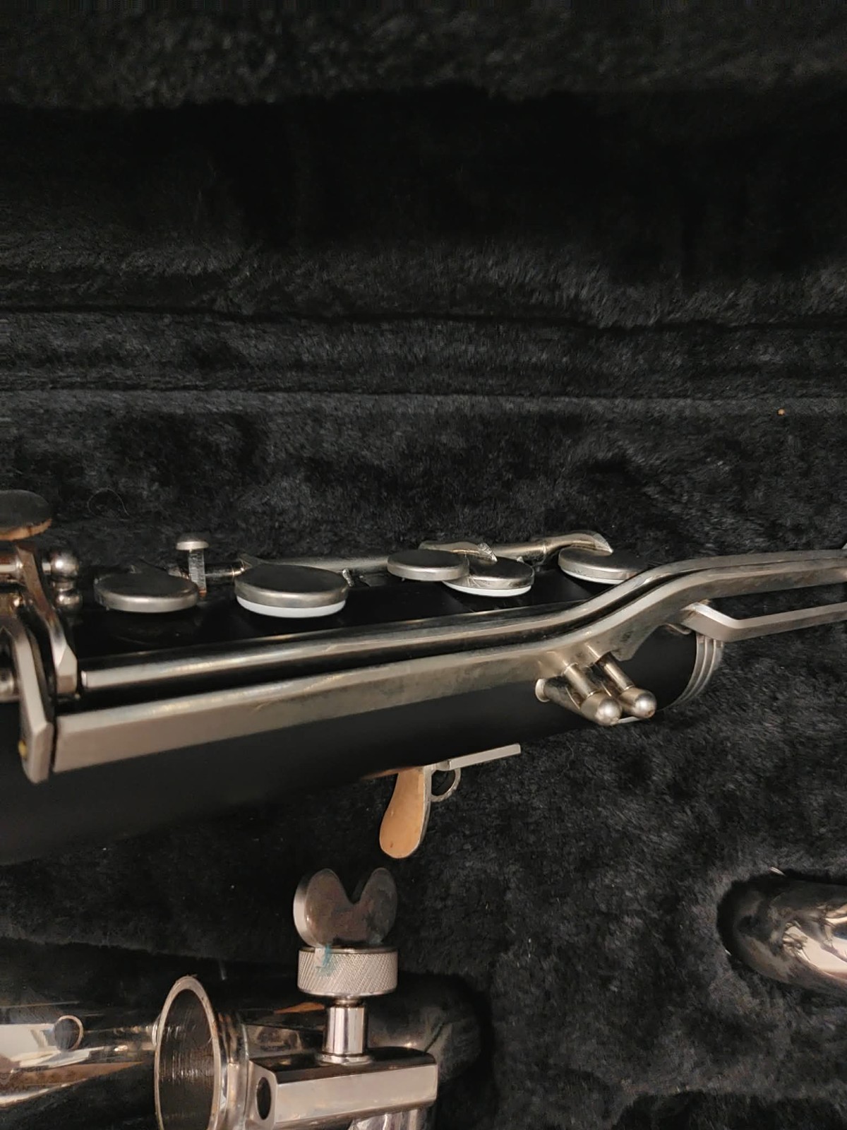 Giardinelli Model GBC-300 Bass Clarinet - Image 5