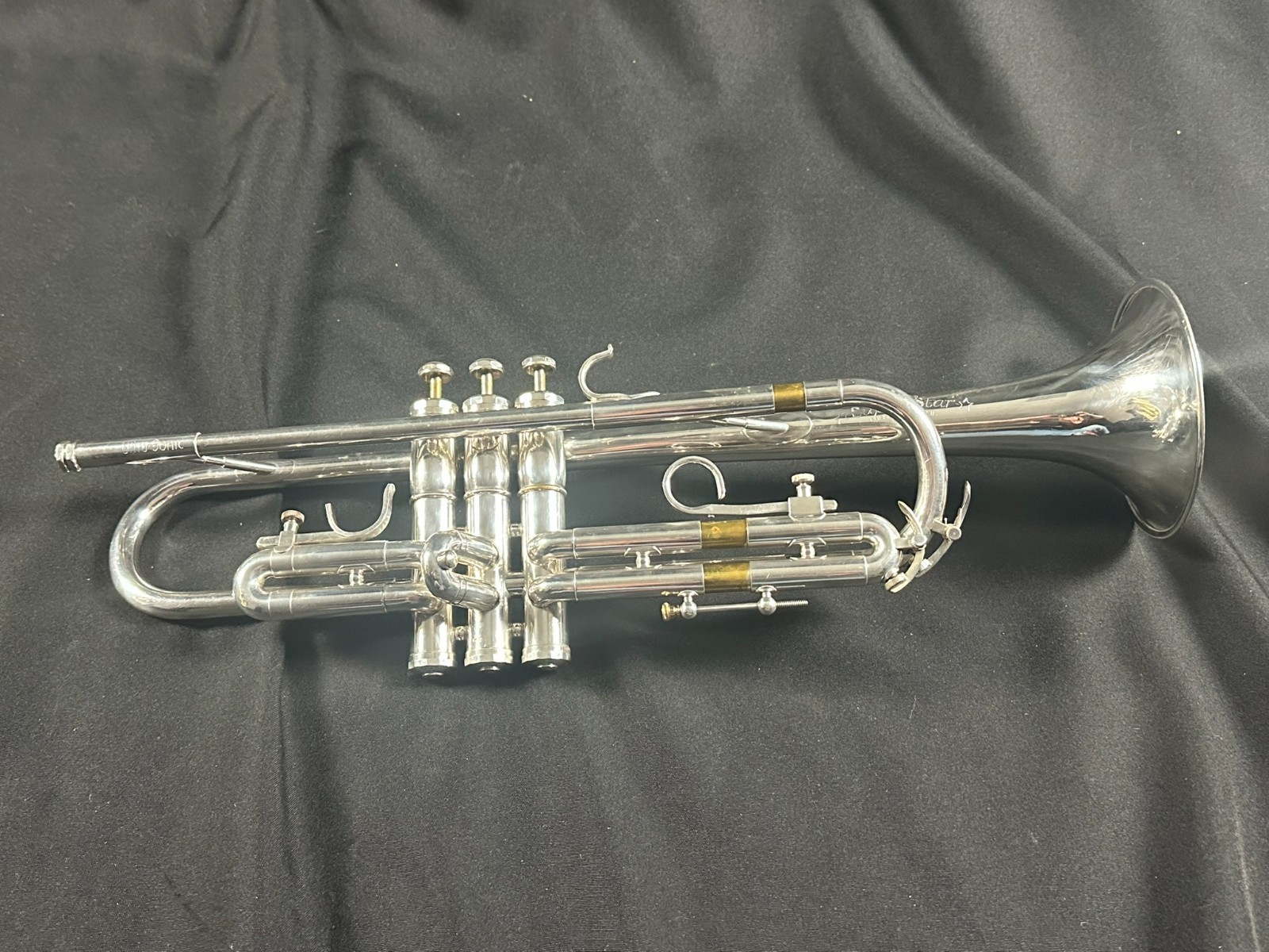 Olds Super Star Ultrasonic Silver Trumpet (Vintage 1972) - Image 2