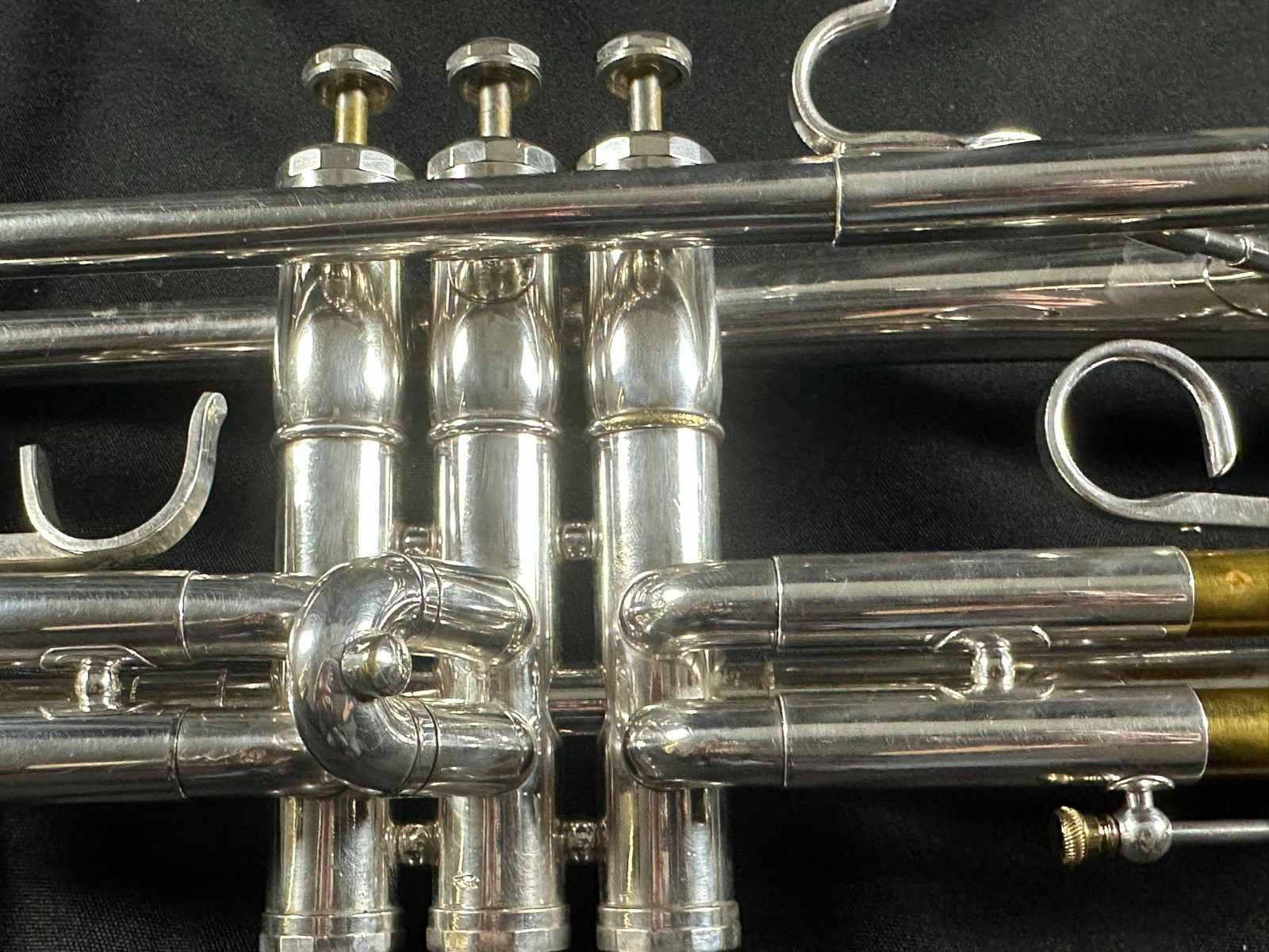 Olds Super Star Ultrasonic Silver Trumpet (Vintage 1972) - Image 5
