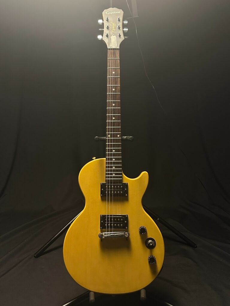 Epiphone Special by Gibson Electric Guitar with New gig bag