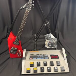 Roland GR-707 Electric Guitar Synthesizer with GR-700 Controls