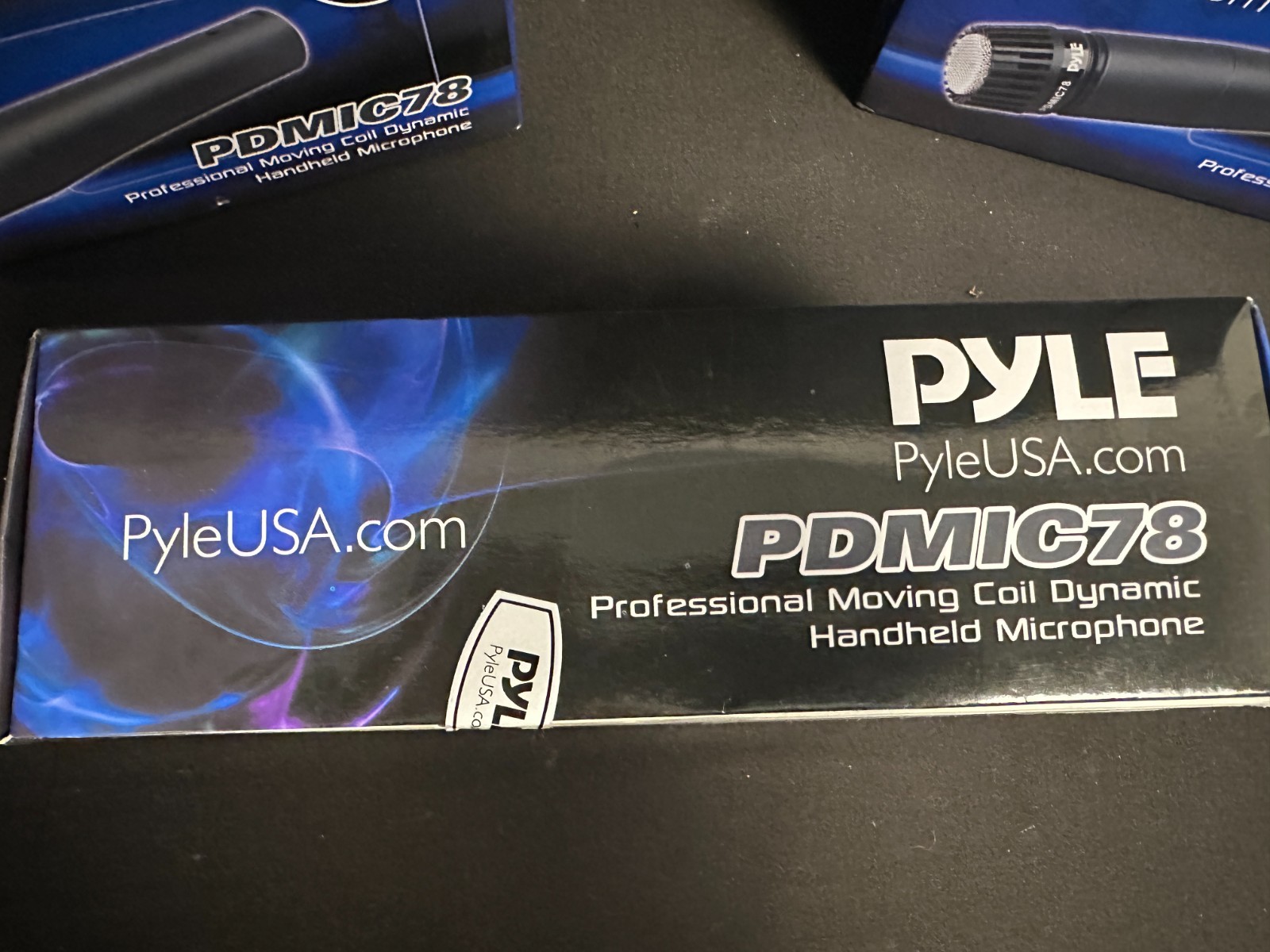 Pyle PDMIC78 Coil Dynamic Handheld Microphone - Image 2