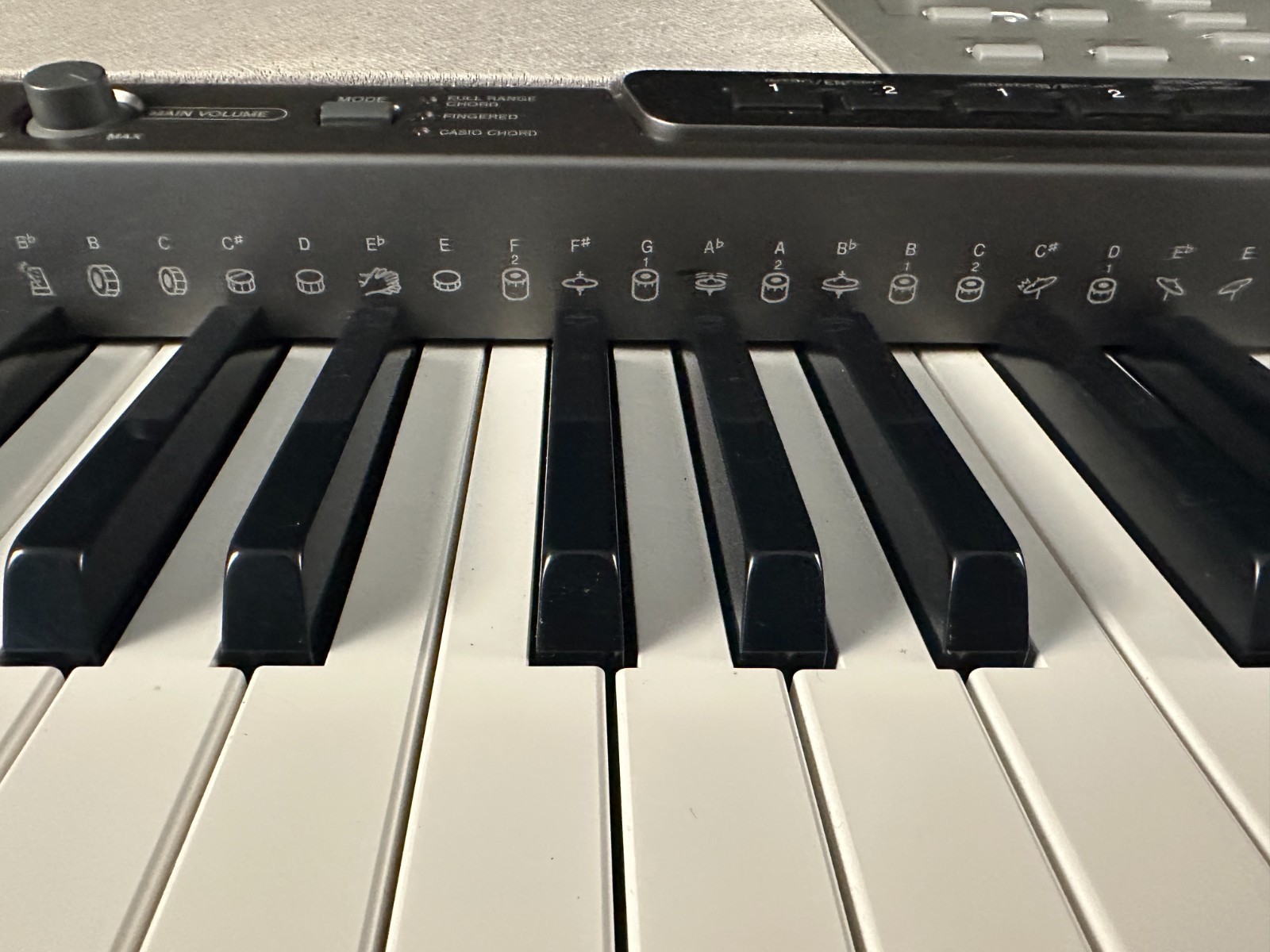 Casio Privia PX-575R 88-Key Portable Digital Piano - Image 8