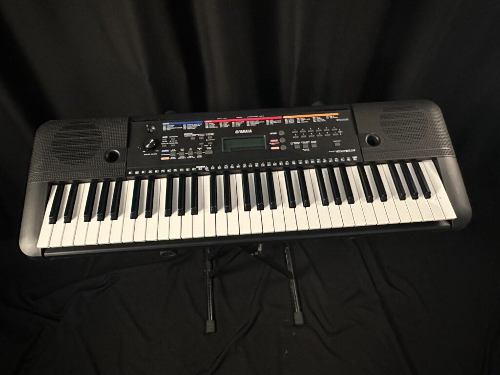 Yamaha PSR-E263 61-Key Portable Keyboard