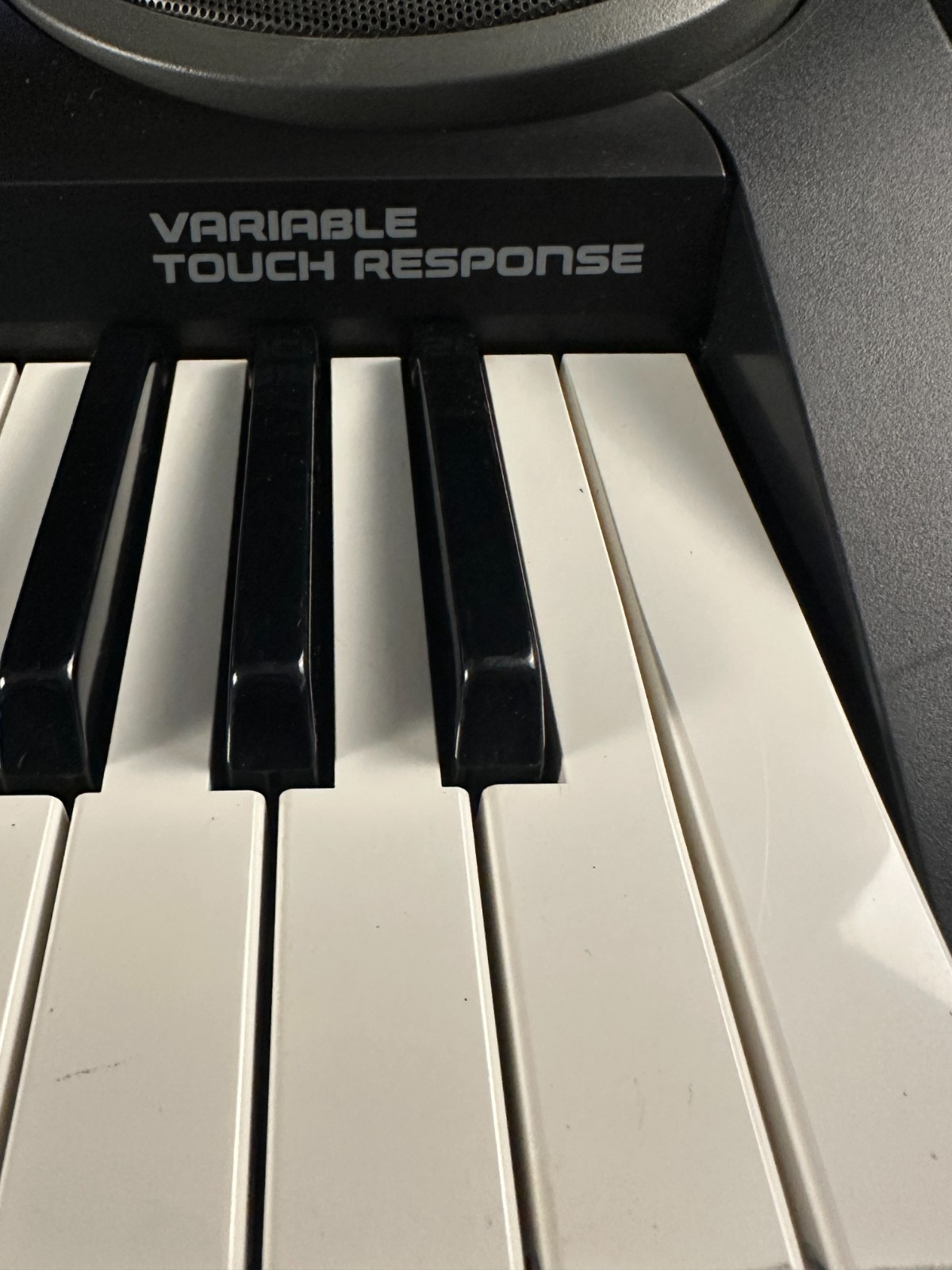 RadioShack MD-1160 61-Key MIDI Keyboard - Image 9