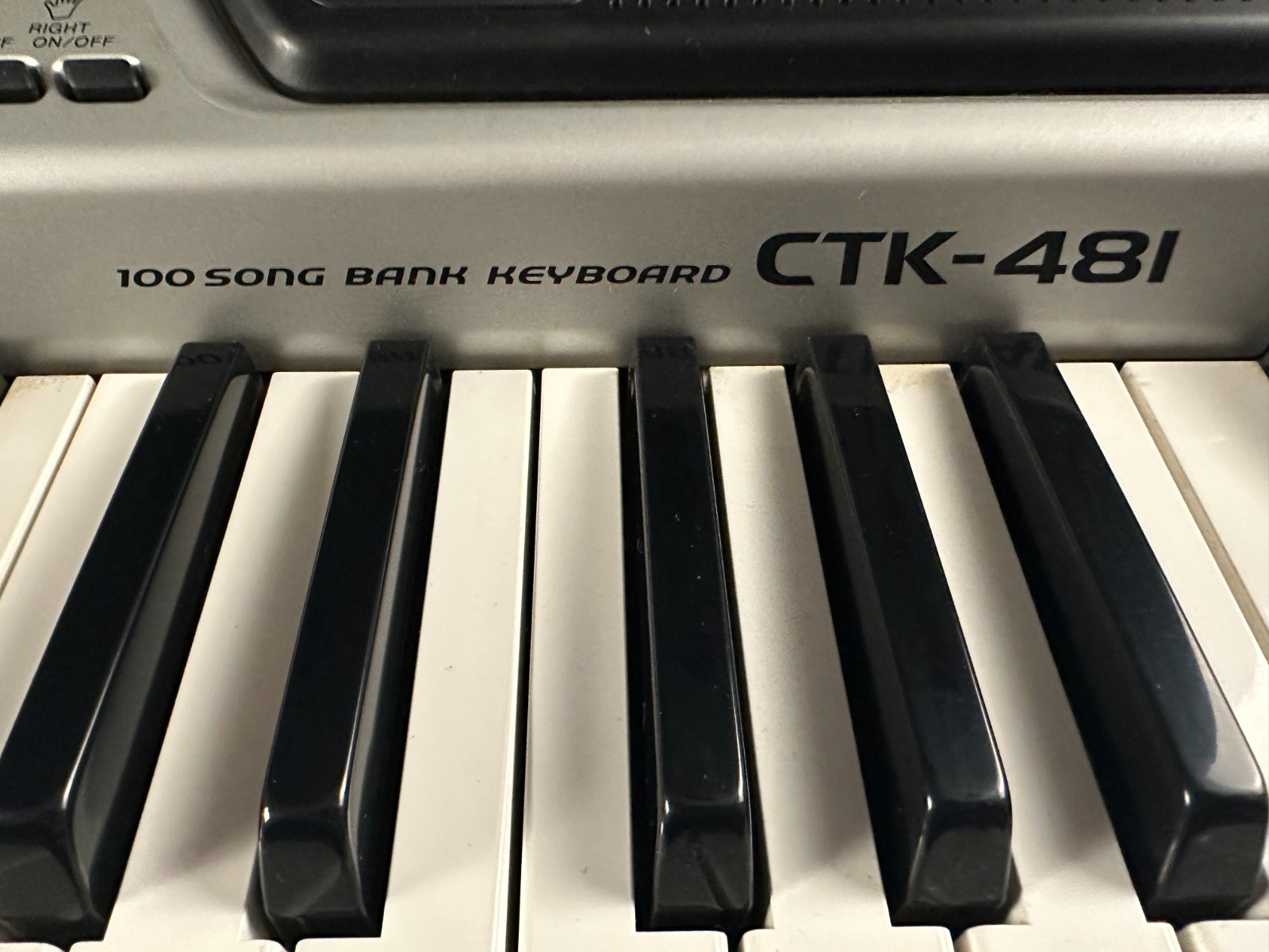 Casio CTK-481 61-Key Electronic Keyboard - Image 12