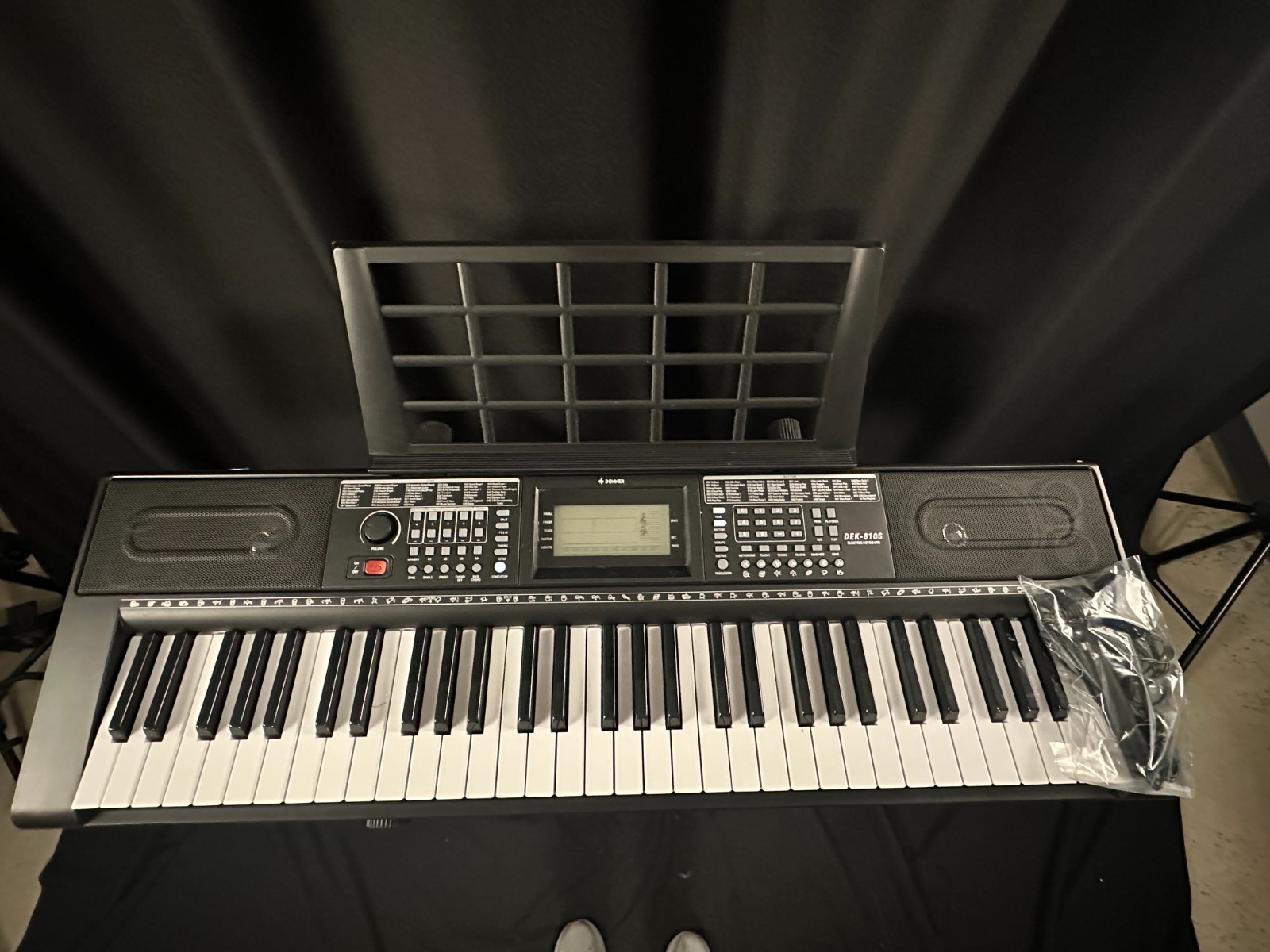 Donner DEK-610S 61-Key Electronic Keyboard