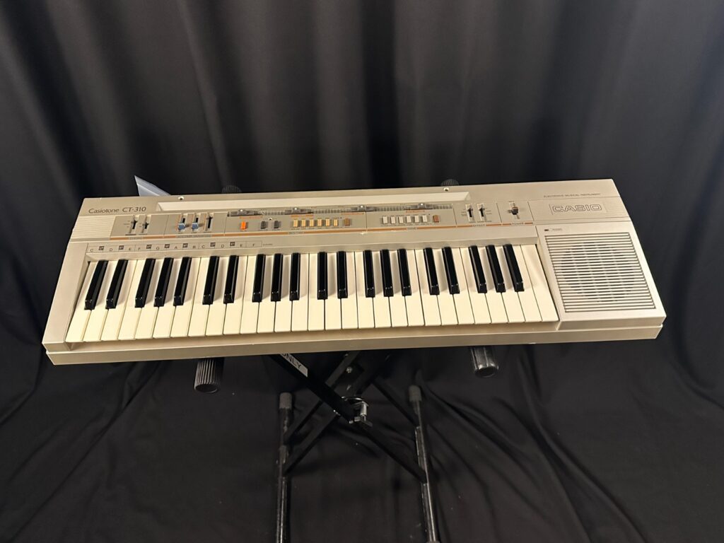Casio Casiotone CT -310 49-Key Synthesizer VINTAGE 1980s