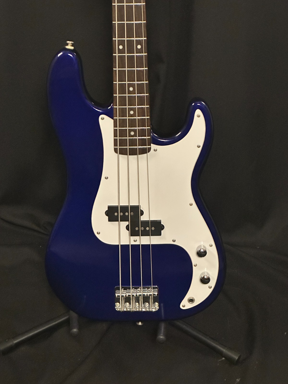 Squier by Fender P-Bass Electric Bass Guitar - Image 3