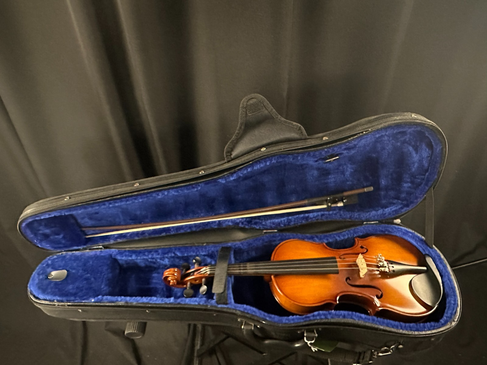Corina 100 1/2 size Violin Outfit - Image 2