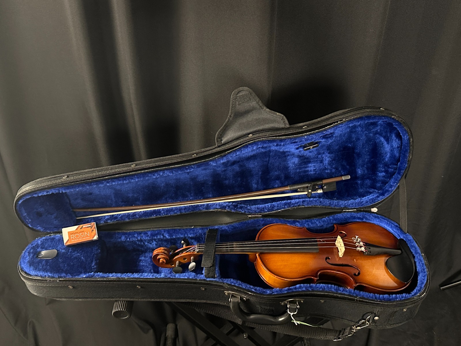 Corina 100 1/2 size Violin Outfit - Image 3