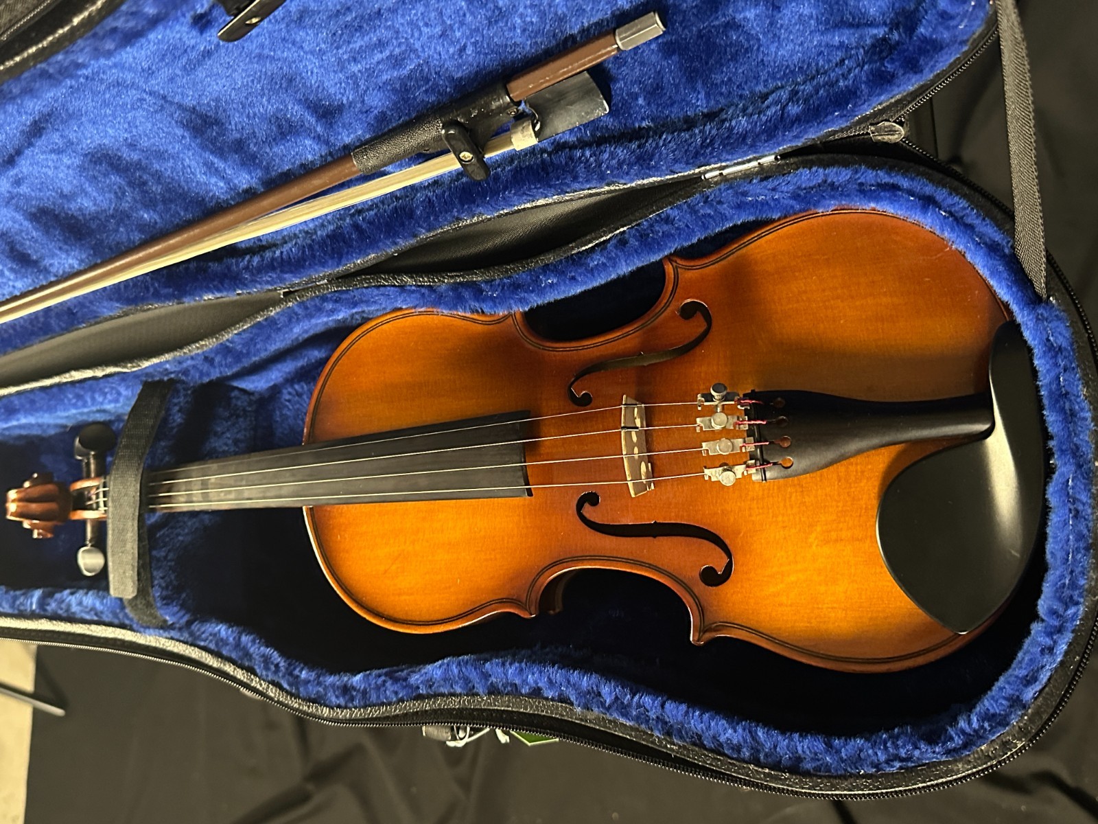 Corina 100 1/2 size Violin Outfit - Image 4