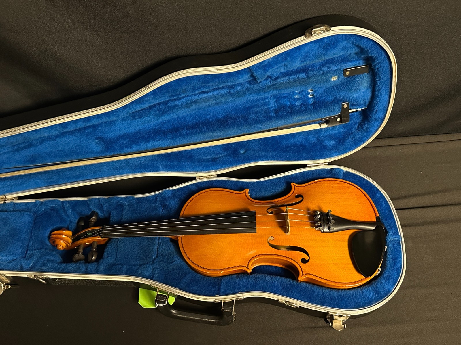 Glaesel VL30 3/4 Violin Outfit - Image 2