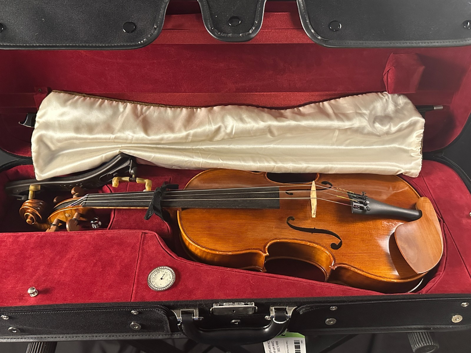 F. Reiner Master Model 16" Viola Outfit - Image 3