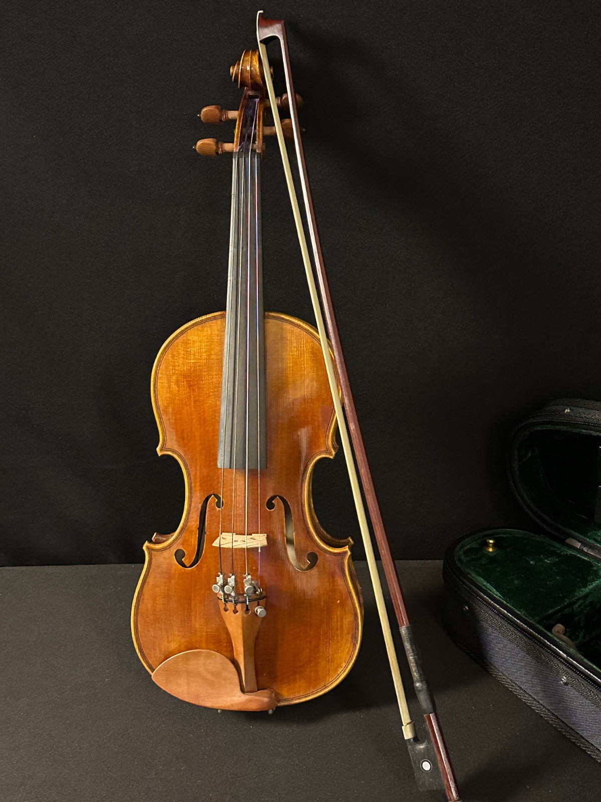 Baldwin MDL-200 1/4 Violin Outfit - Image 11