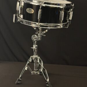 Pearl Forum Series Snare Drum-Black