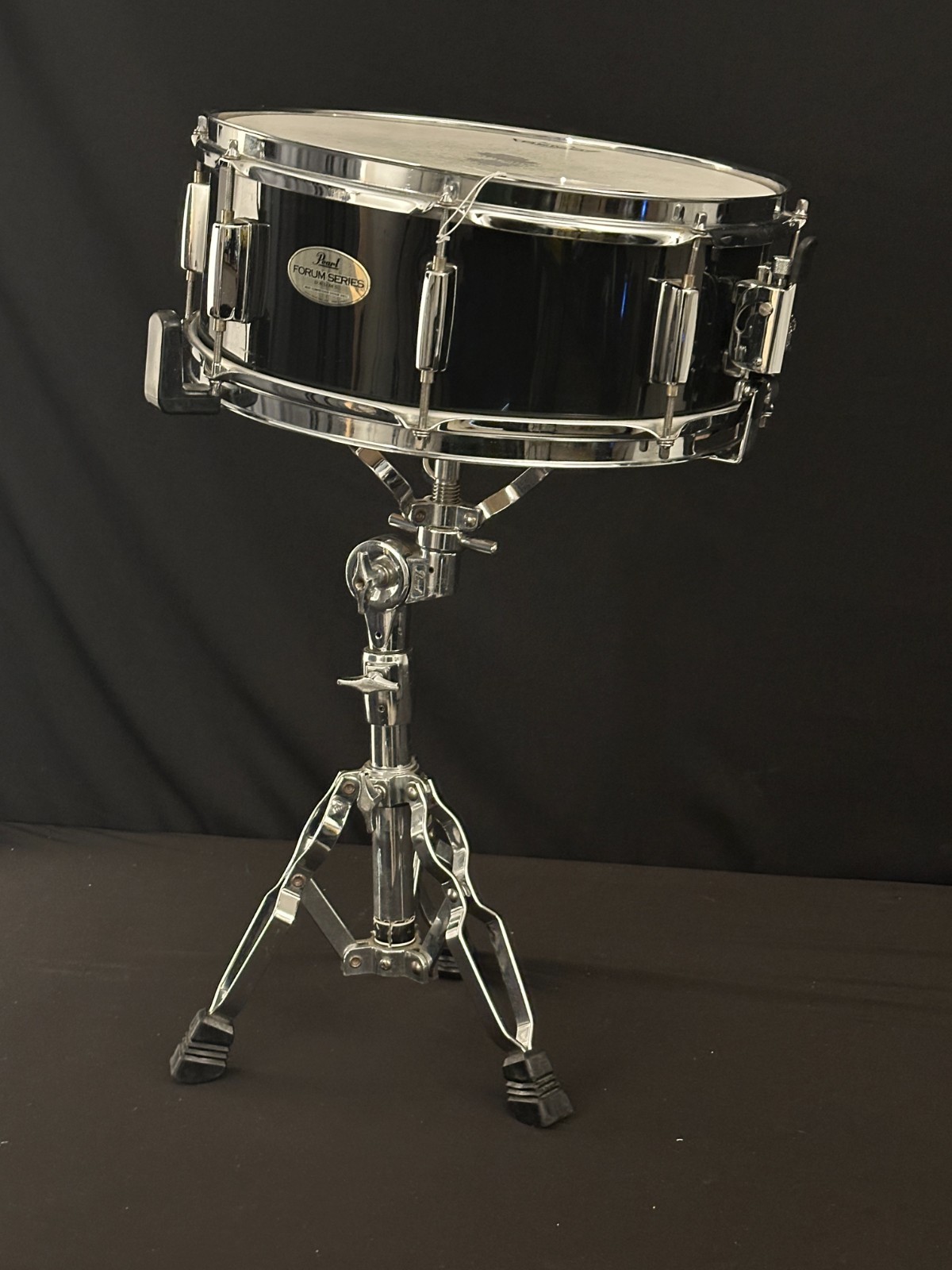 Pearl Forum Series Snare Drum-Black