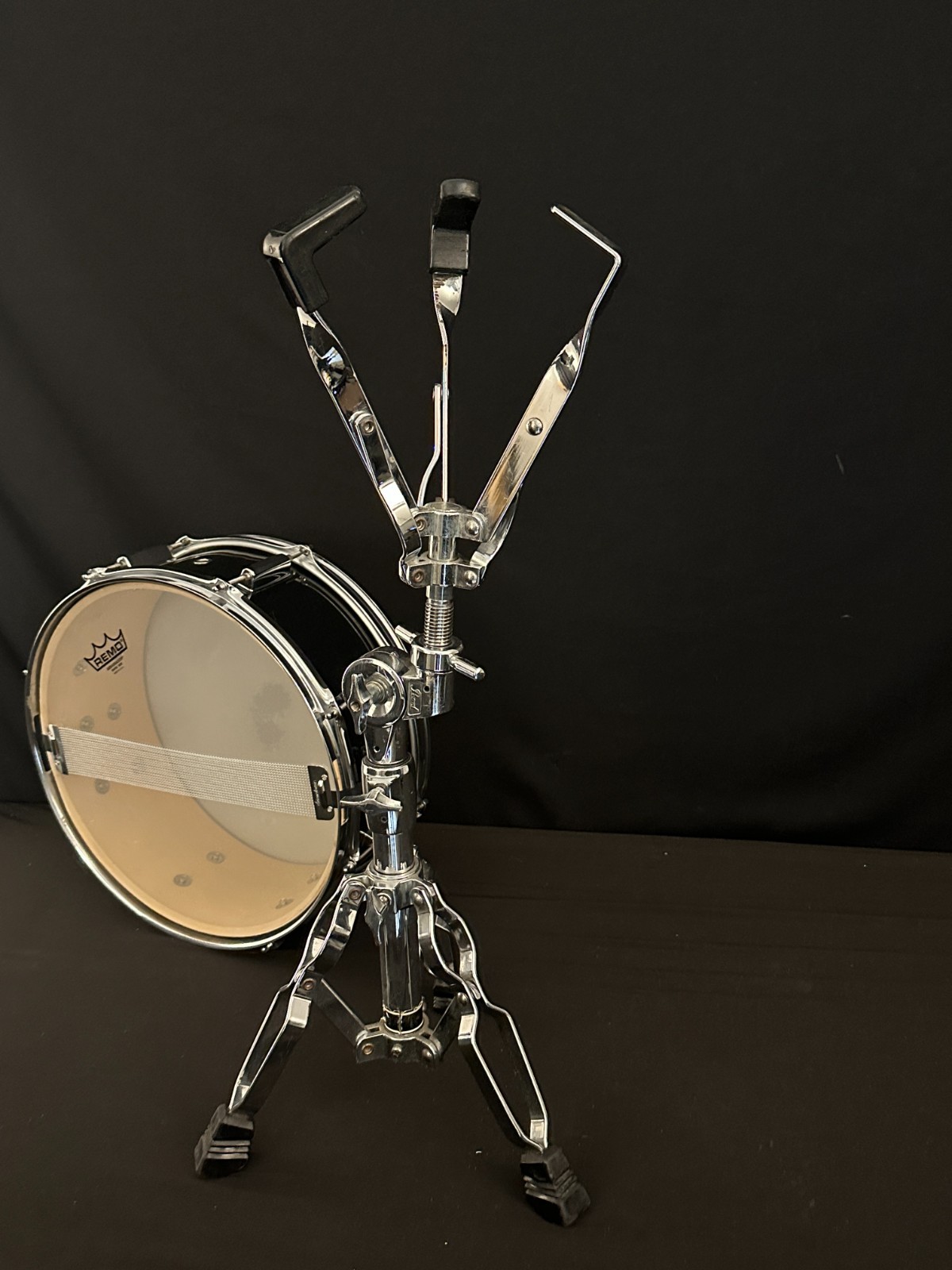Pearl Forum Series Snare Drum-Black - Image 5
