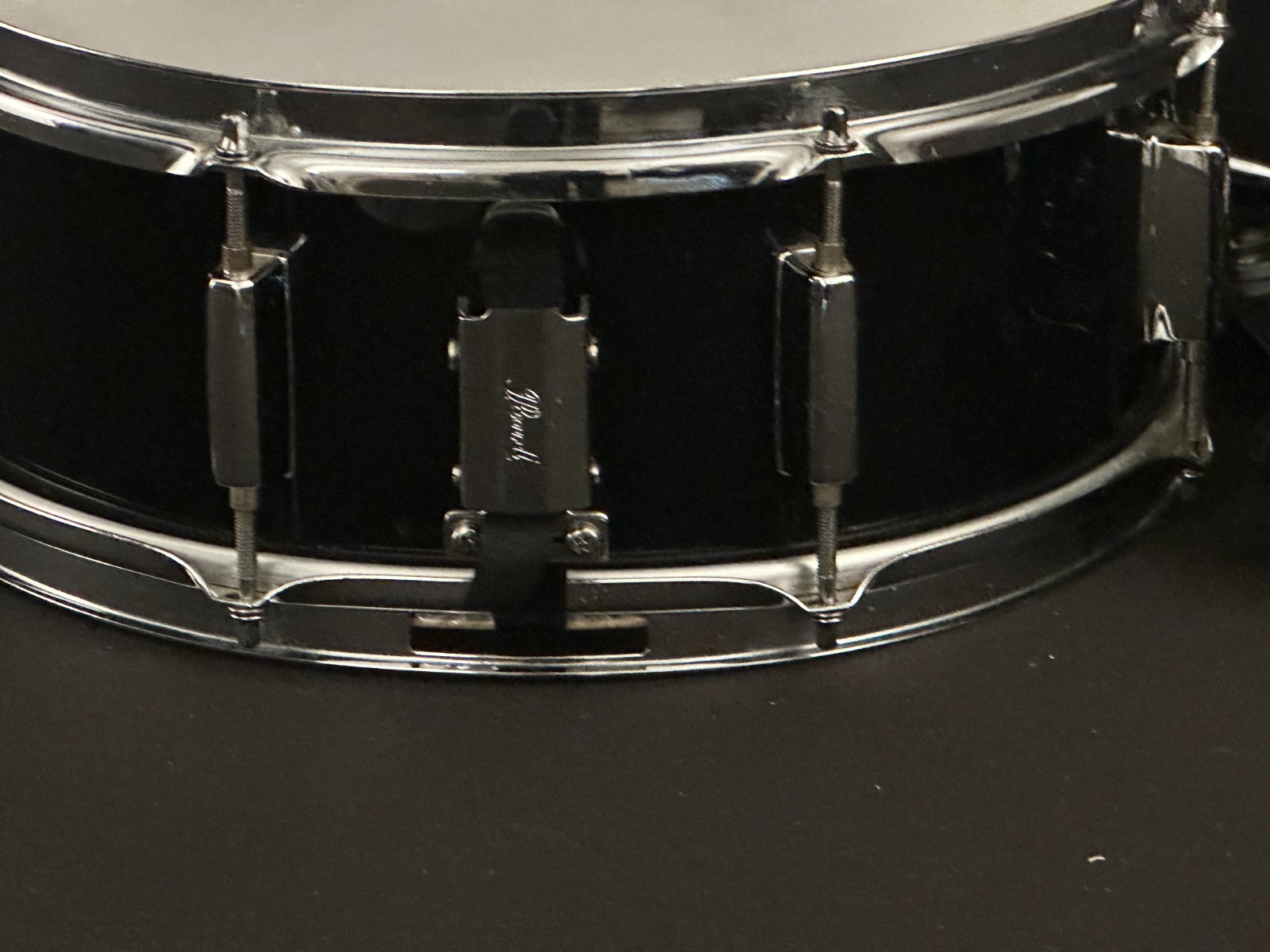 Pearl Forum Series Snare Drum-Black - Image 8