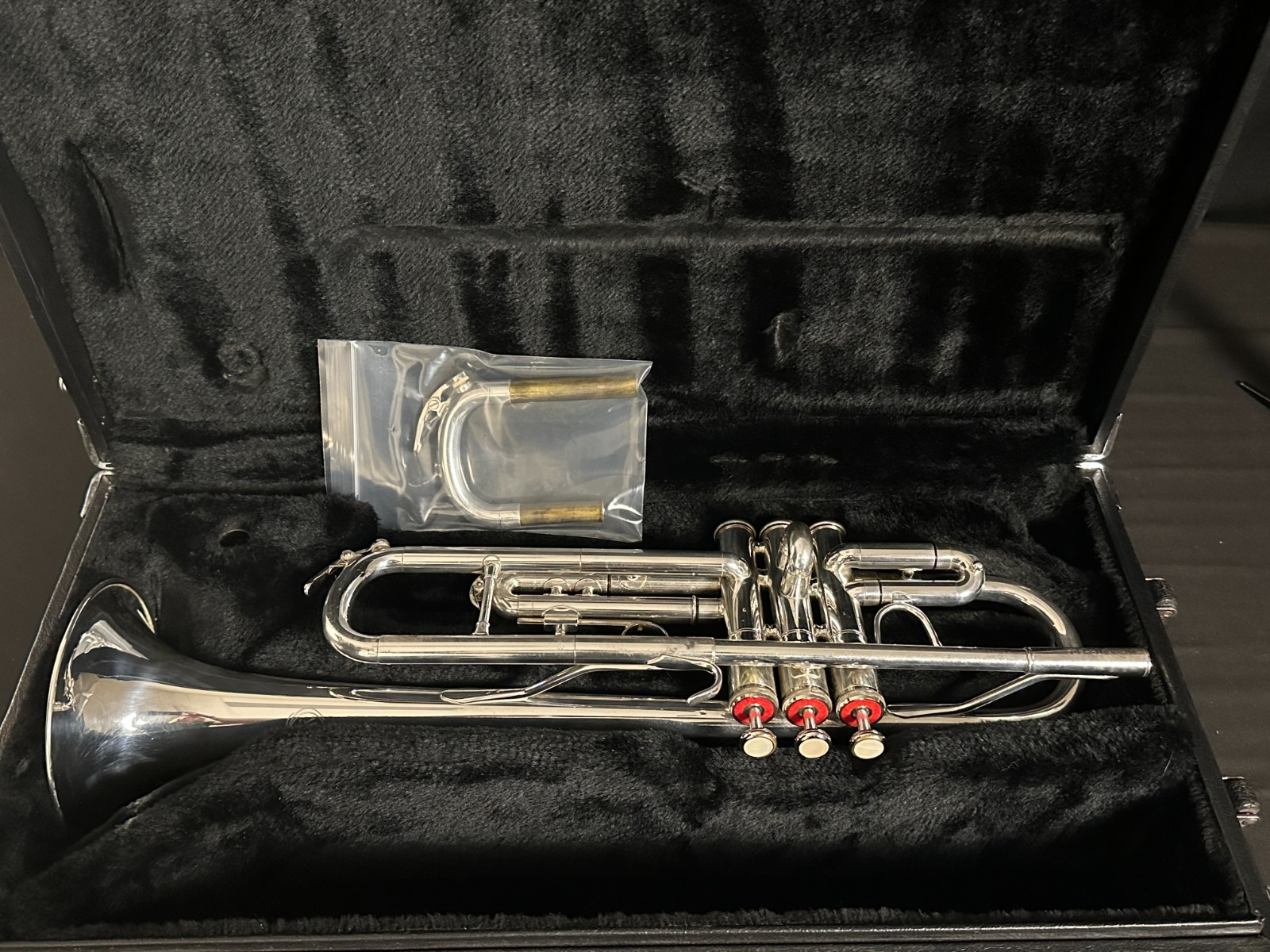 Jupiter JTR-604 Intermediate Bb/C Trumpet Silver - Image 2