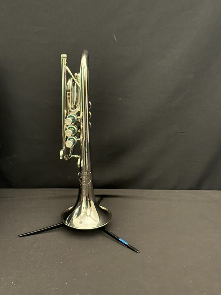 Olds Special Silver Cornet Vintage 1972-73