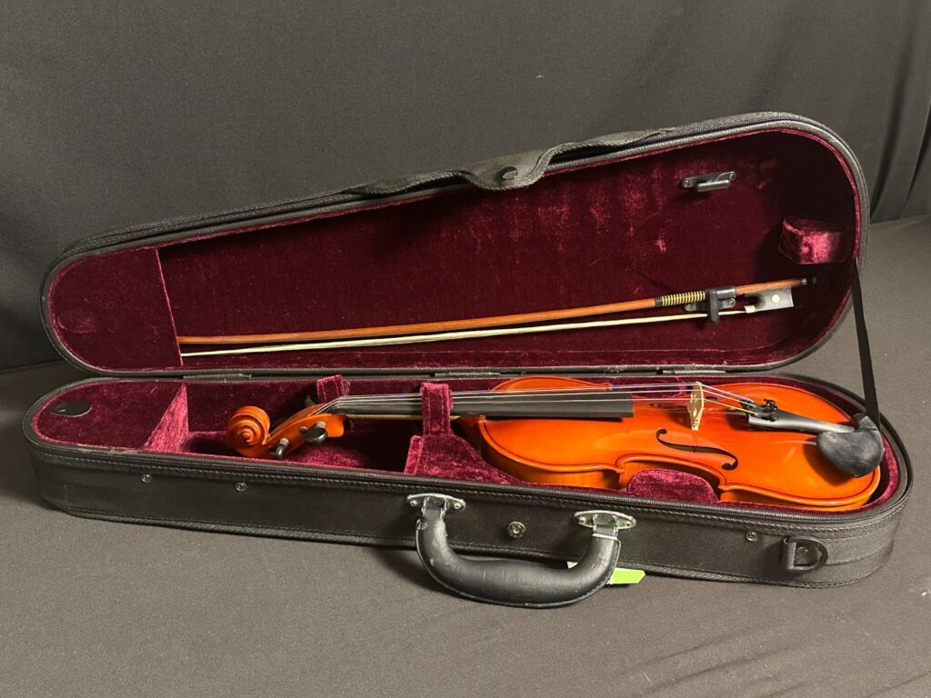 Klaus Mueller 320T 3/4 Size Violin Outfit