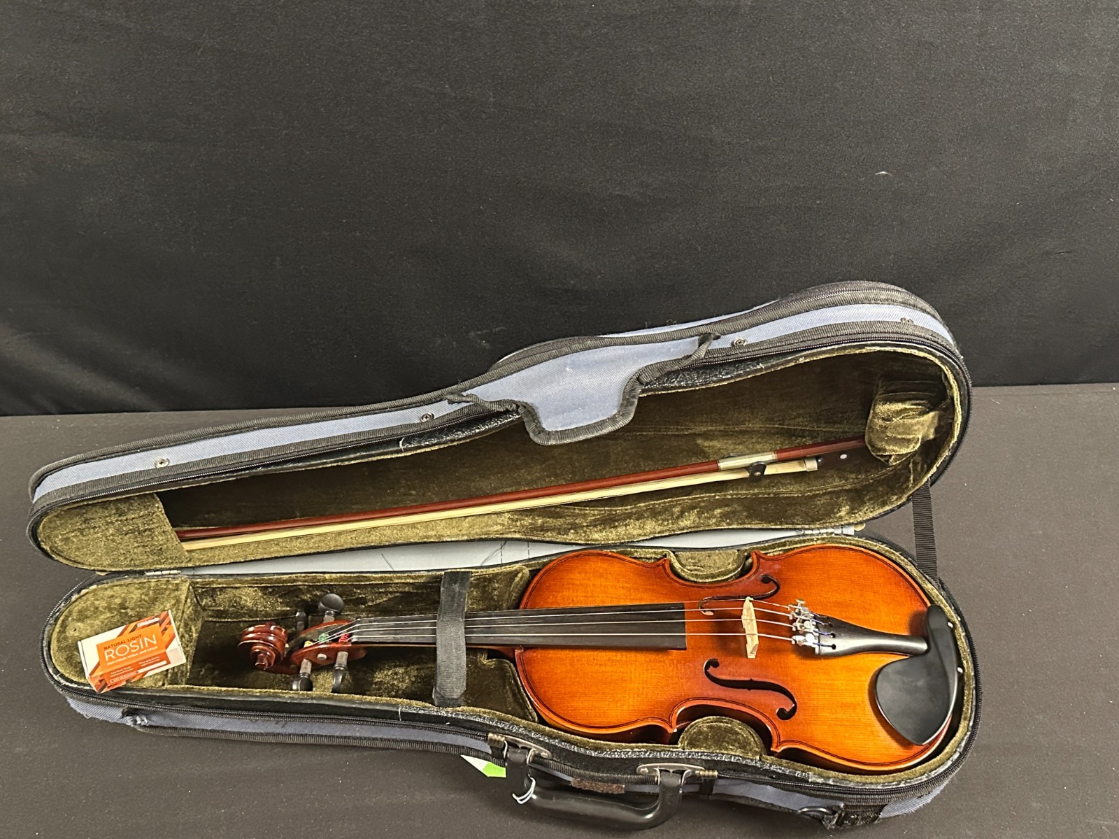 Corina 100 1/2 size Violin Outfit - Image 2