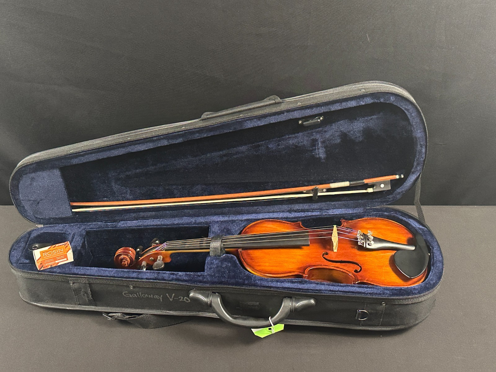 Corina 100 4/4 Violin Outfit - Image 2
