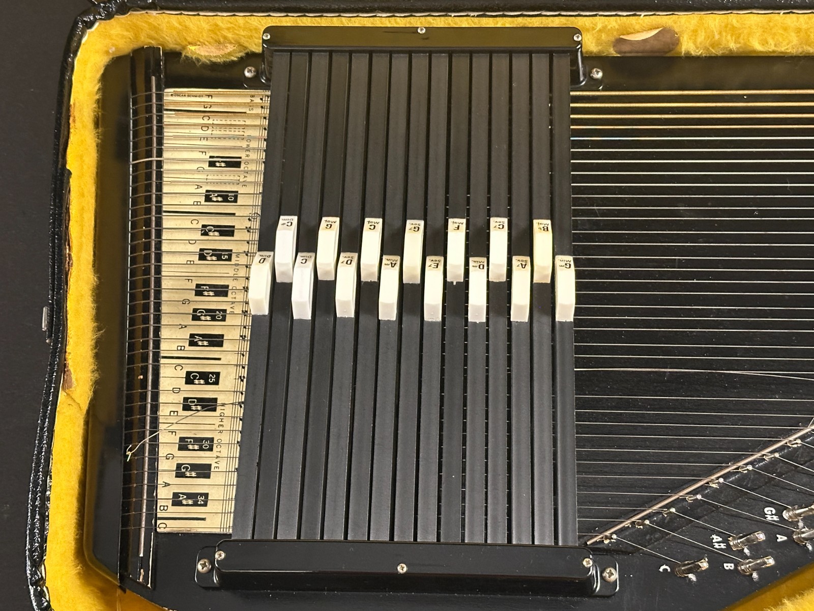 Oscar Schmidt 15-Chord Autoharp - Image 2