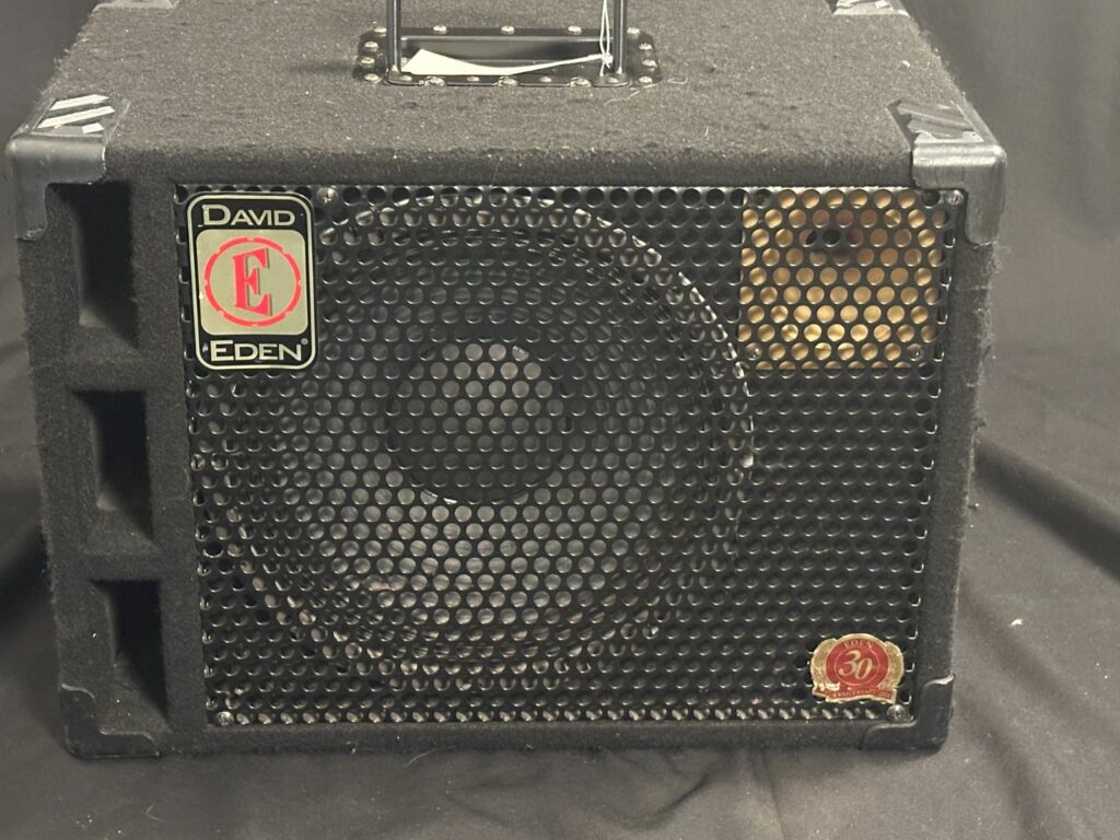 David Eden D112XLT Bass Cabinet with cover