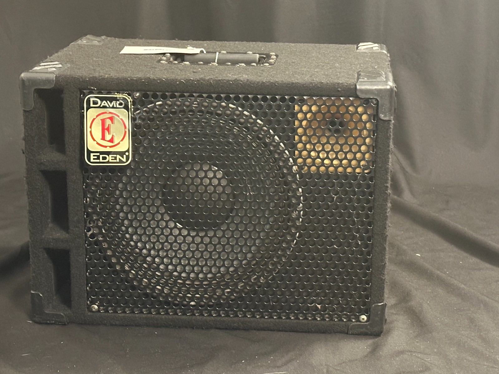 David Eden D112XLT Bass Cabinet with cover - Image 6