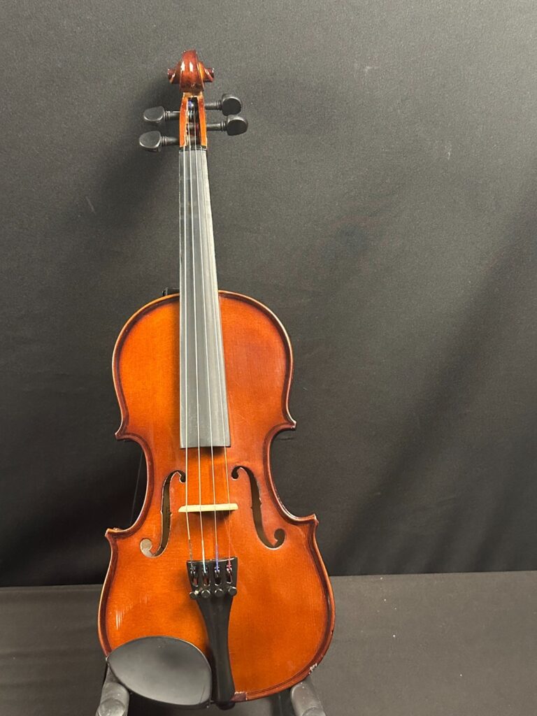 Countrywood 1/2 size Violin Outfit