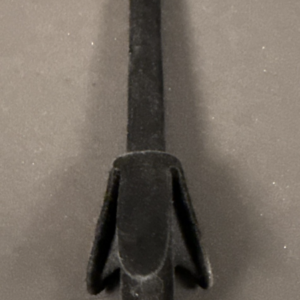 Flute peg for saxophone stand